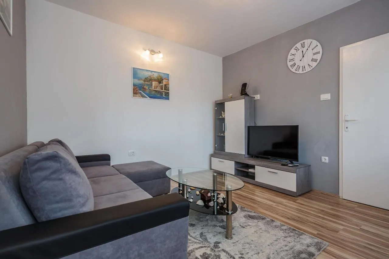 Apartman Adriatic Kastela