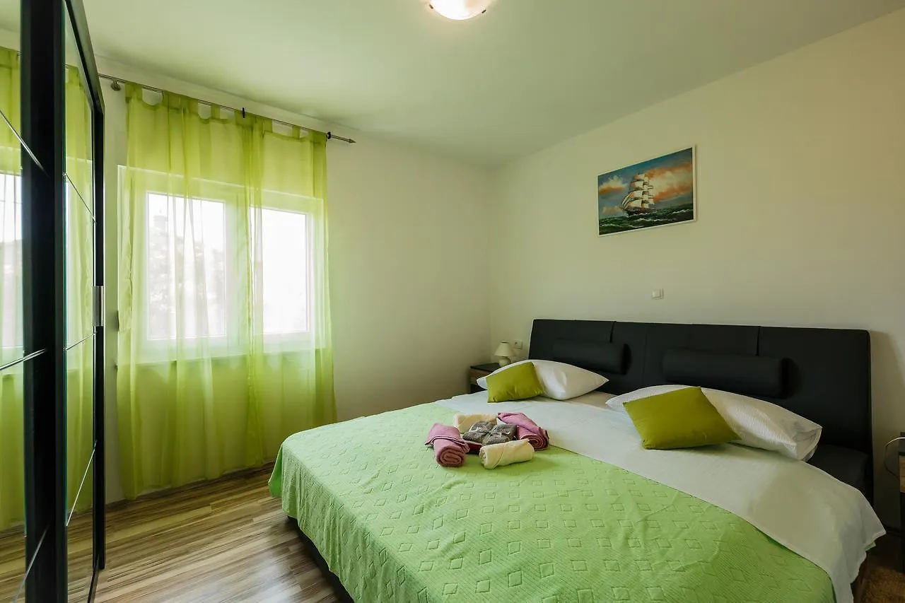 Apartman Adriatic Kastela Apartment