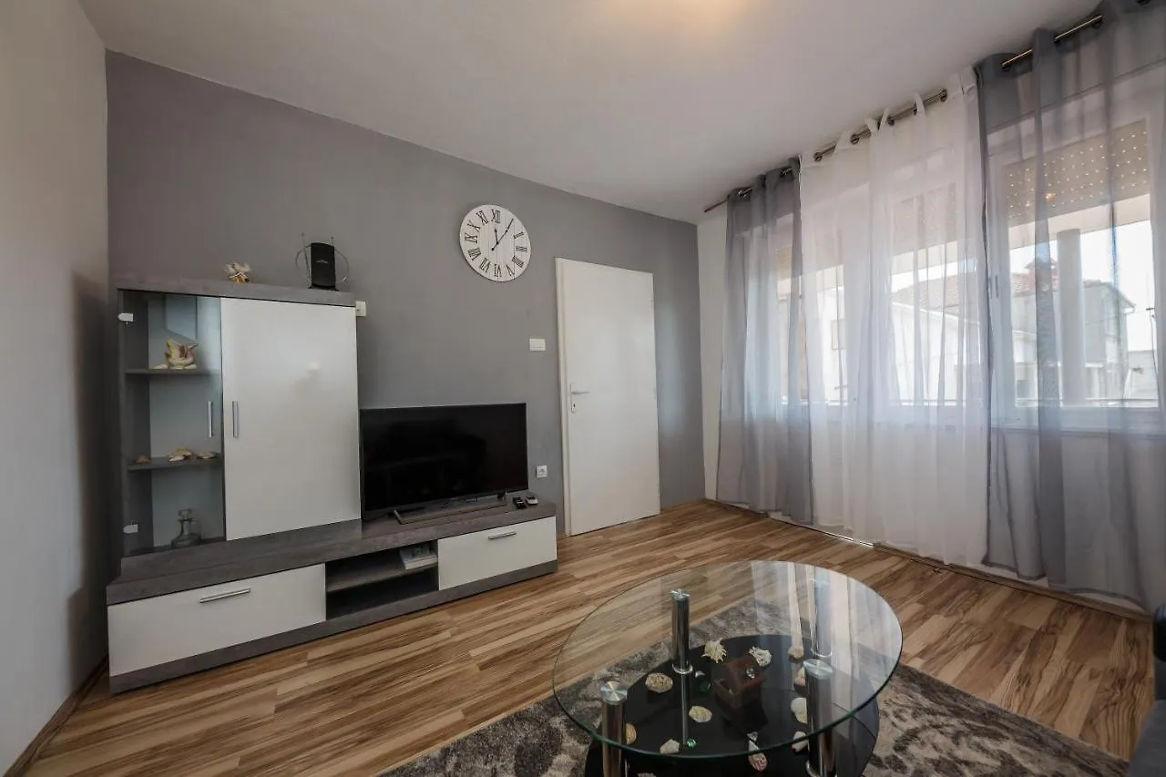 Apartman Adriatic Kastela Apartment
